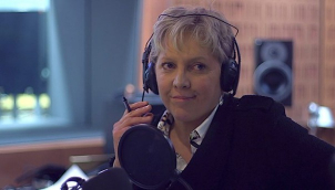 Carrie Gracie could not collude in pay discrimination