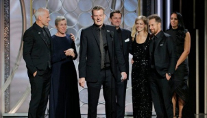 गोल्डन ग्लोब अवार्ड्स में छाया हाॅलीवुड यौन उत्पीड़न स्कैंडल | Sexual harassment scandal dominates Golden Globes ceremony