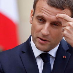 यूरोपीय संघ के सम्मेलन में भाग लेने को मैक्रॉन तयार | French President Macron ready for his first EU summit